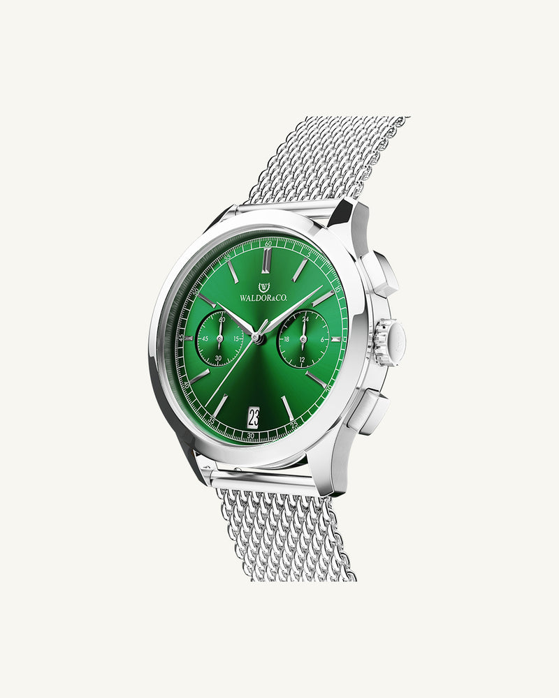 A round mens watch in rhodium-plated silver from Waldor & Co. with deep-green sunray dial and a second hand. Seiko movement. The model is Chrono 39 Sardinia 39mm.